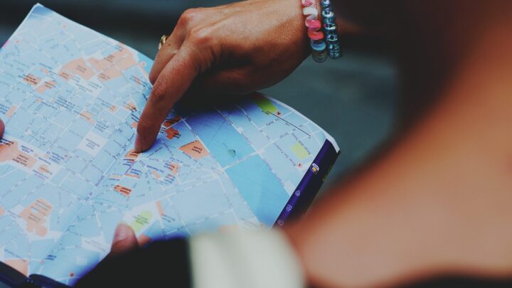 The Role of Local Guides in Responsible Tourism
